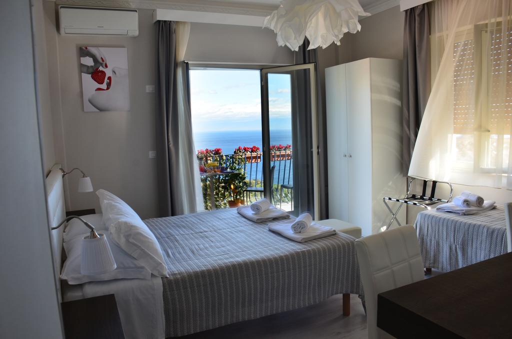 Athena Charming Rooms Taormina Eksteriør bilde